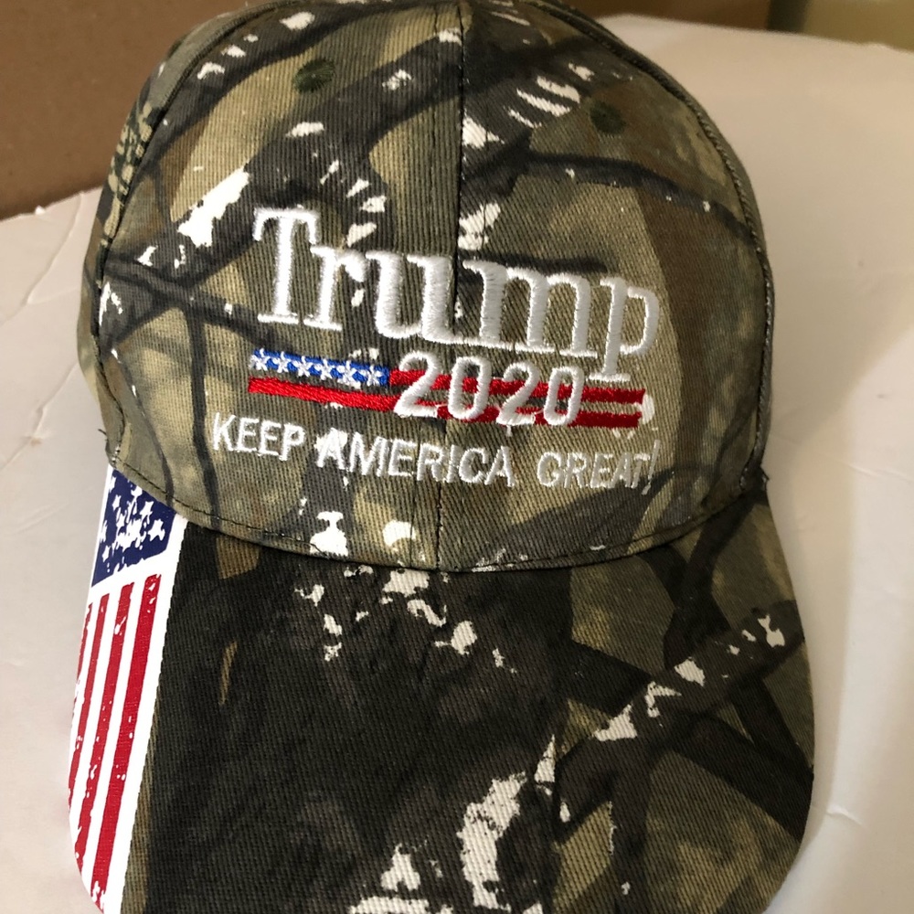 COPY - Donald Trump 2020 camouflage baseball cap